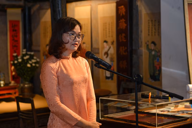 Bà Trần Thị Thúy Lan, Phó trưởng Ban phụ trách - Ban quản lý hồ Hoàn Kiếm và Phố cổ Hà Nội phát biểu tại sự kiện. Tái hiện không gian của gia đình lương y làm nghề thuốc đông y truyền thống