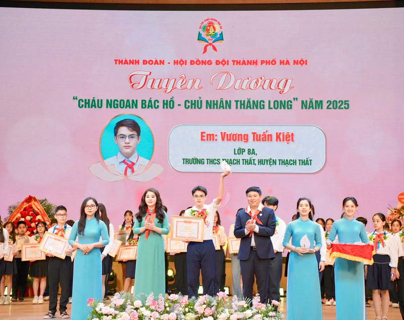 c64f3472fbb44bea12a5.jpg