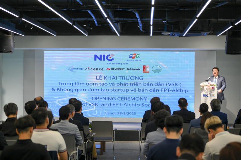 nic-9924.jpg
