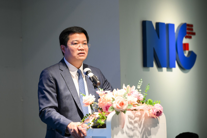 nic-9916.jpg