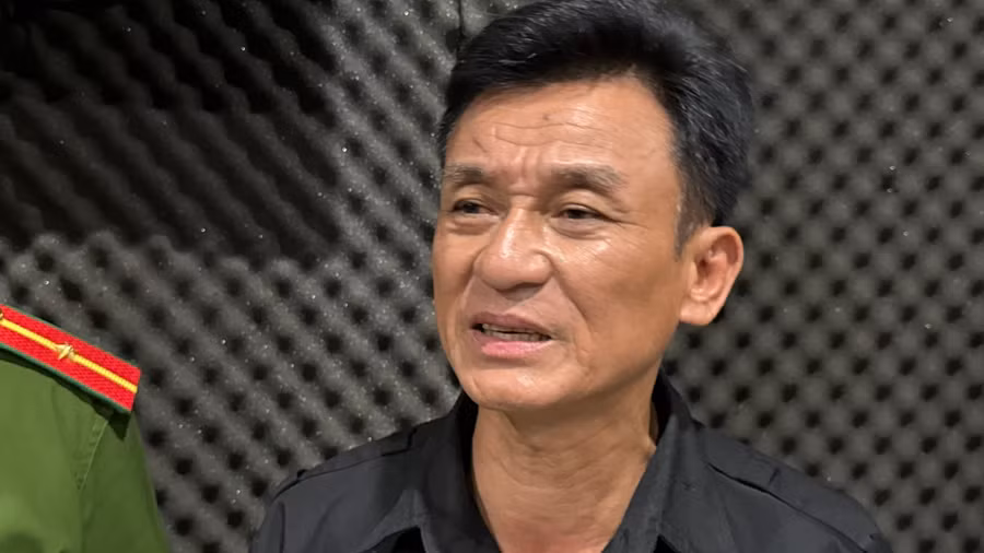 Hồ Quang Lộc bị bắt tạm giam để điều tra về hành vi “Gây rối trật tự công cộng”. (Ảnh: SĐ)