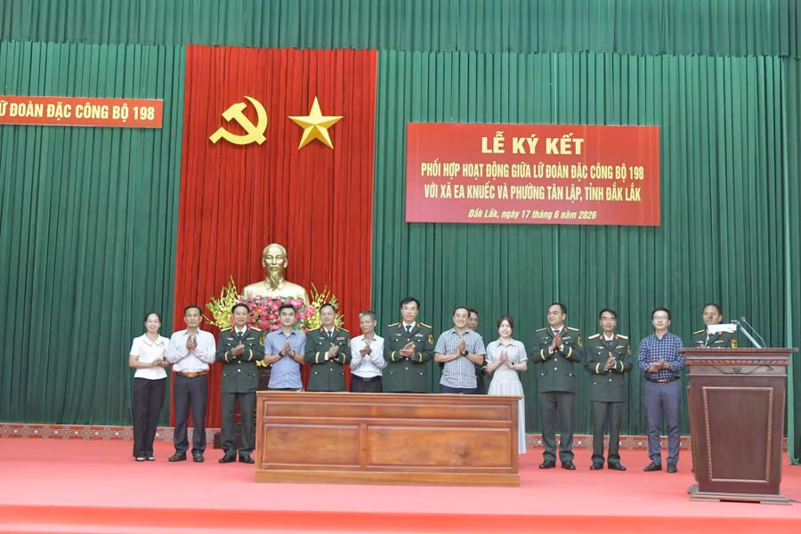 a1-dai-dien-ba-don-vi-thuc-hien-nghi-thuc-ky-ket-mo-dau-cho-chuong-trinh-phoi-hop-toan-dien.jpg