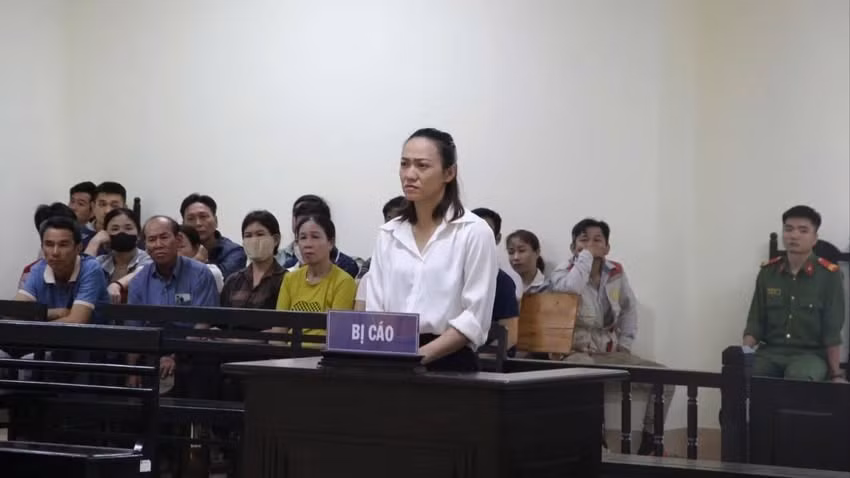 Bị cáo Lê Thị Cẩm Chi bị tuyên y án 3 năm tù. (Ảnh: TT)