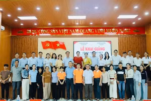 Khai giảng lớp sơ cấp nghề Thú y bậc I.