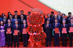 Lãnh đạo Thành ủy, HĐND, UBND TP Đà Nẵng nhận quyết định.