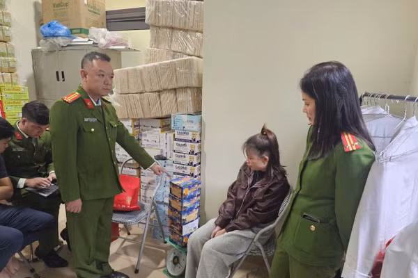 Tổ công tác Phòng Cảnh sát QLHC về TTXH Công an tỉnh Phú Thọ phát hiện vụ việc.