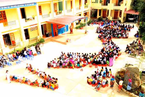 Trường Phổ thông Dân tộc bán trú Tiểu học Sủng Thài – cái nôi của mô hình trường bán trú dân nuôi. Ảnh: Phạm Hoan