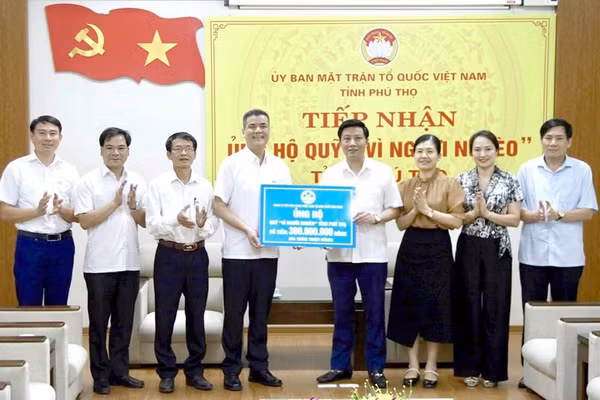 Quỹ “Vì người nghèo” tỉnh Phú Thọ nhận được sự ủng hộ của nhiều cá nhân, tập thể hảo tâm.