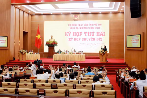 Quang cảnh kỳ họp
