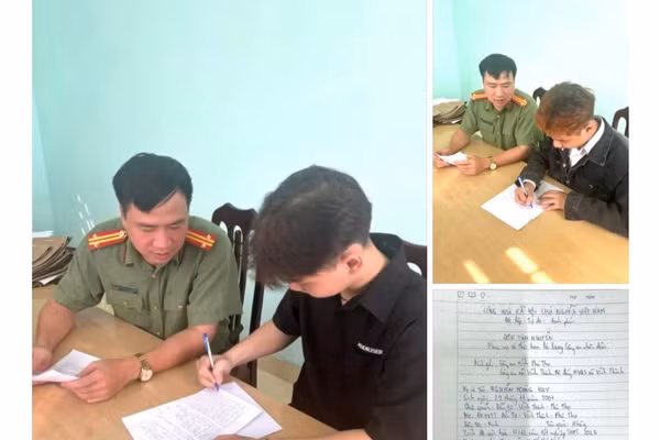 Nguyễn Hoàng Huy và Dương Hùng Nam – hai gương mặt trẻ tiêu biểu của thanh niên xã Vĩnh Thành viết đơn tình nguyện thực hiện nghĩa vụ Công an Nhân dân. Ảnh: Công an xã Vĩnh Thành. 