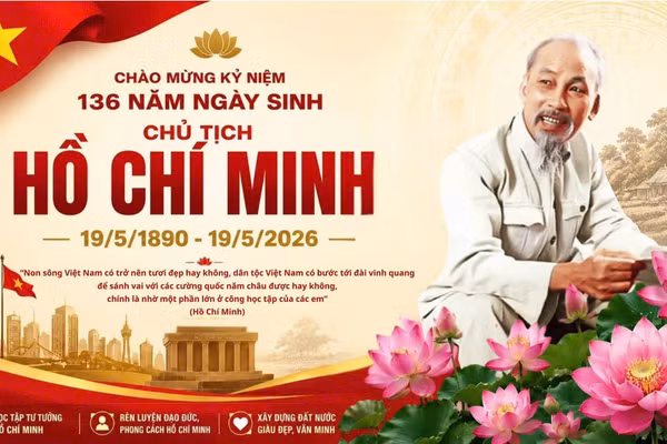 Sinh thời, Chủ tịch Hồ Chí Minh luôn dành sự quan tâm sâu sắc đối với công tác cán bộ.