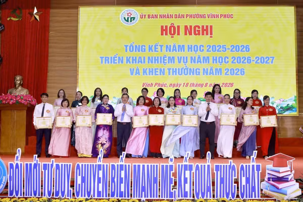Chọn hiệu trưởng sau sáp nhập từ 'thang điểm 100' đến lá phiếu tín nhiệm