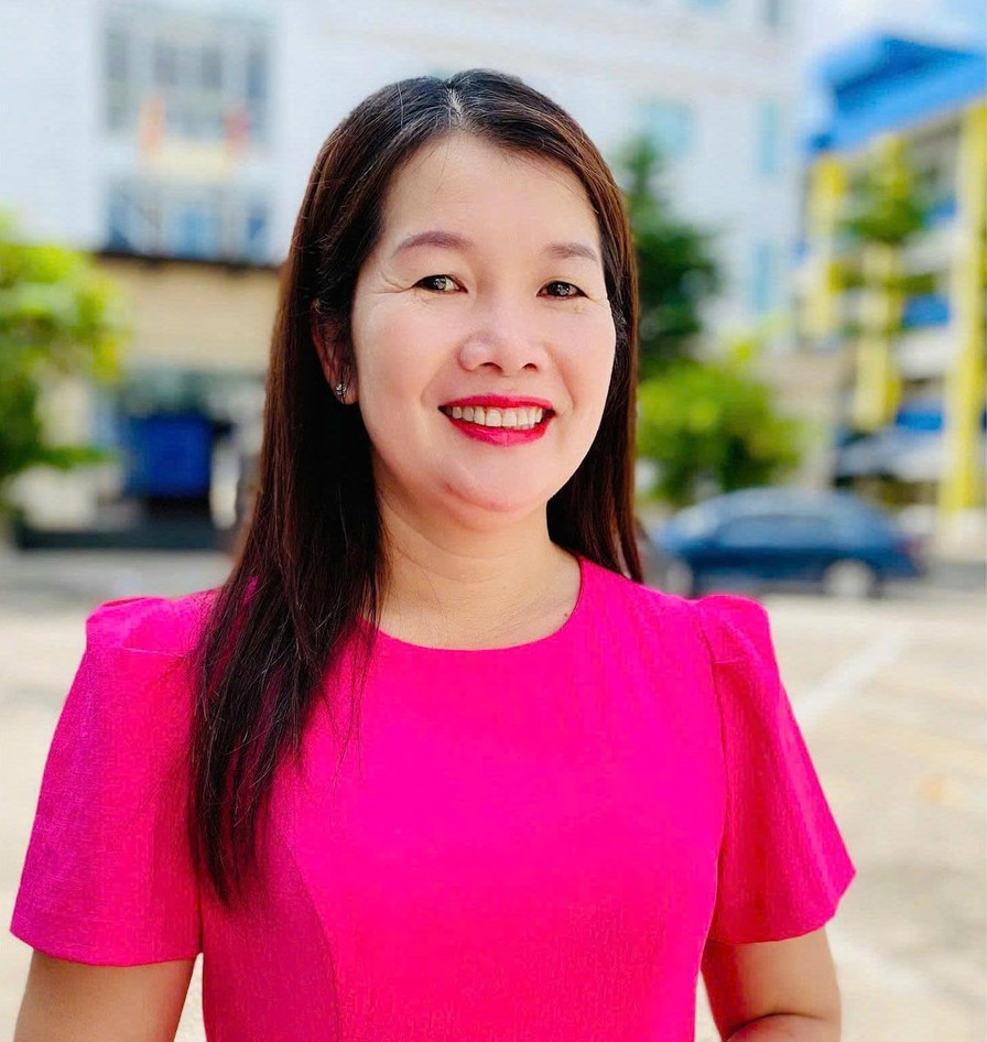 Tư vấn tuyển sinh trực tuyến: Học công nghệ, làm chủ cuộc chơi ảnh 50 Thạc sĩ Nguyễn Thị Kim Phụng, Phó Trưởng phòng Tuyển sinh và Quan hệ doanh nghiệp, Trường ĐH Tài chính - Marketing