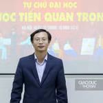 TS Lê Việt Thủy