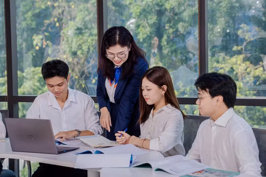 Một hoạt động giáo dục và đào tạo, nghiên cứu khoa học của giảng viên, sinh viên Trường Đại học Thương mại.