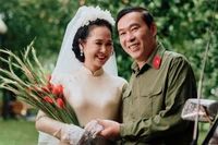NSND Lan Hương – NSƯT Đỗ Kỷ làm 'cô dâu, chú rể thời bao cấp'