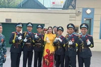 Hoa hậu Thanh Thủy, Tiểu Vy nô nức chuẩn bị diễu hành từ 3h sáng