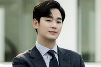 Kim Soo Hyun bỏ túi hàng chục triệu USD sau bê bối tình ái 