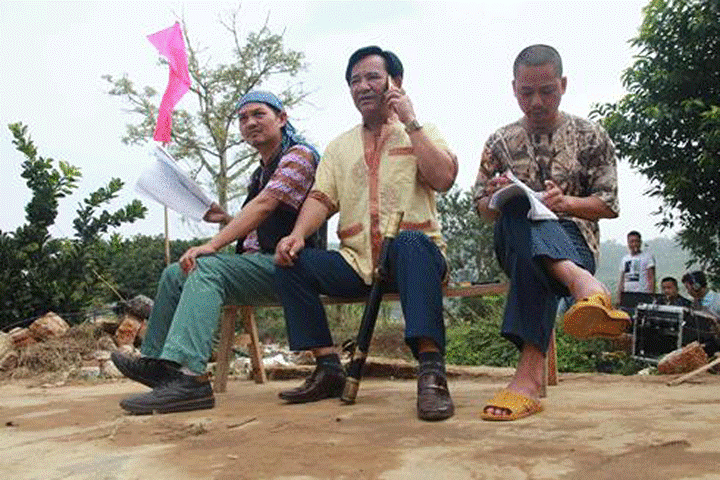 Hậu trường "Đại gia chân đất"