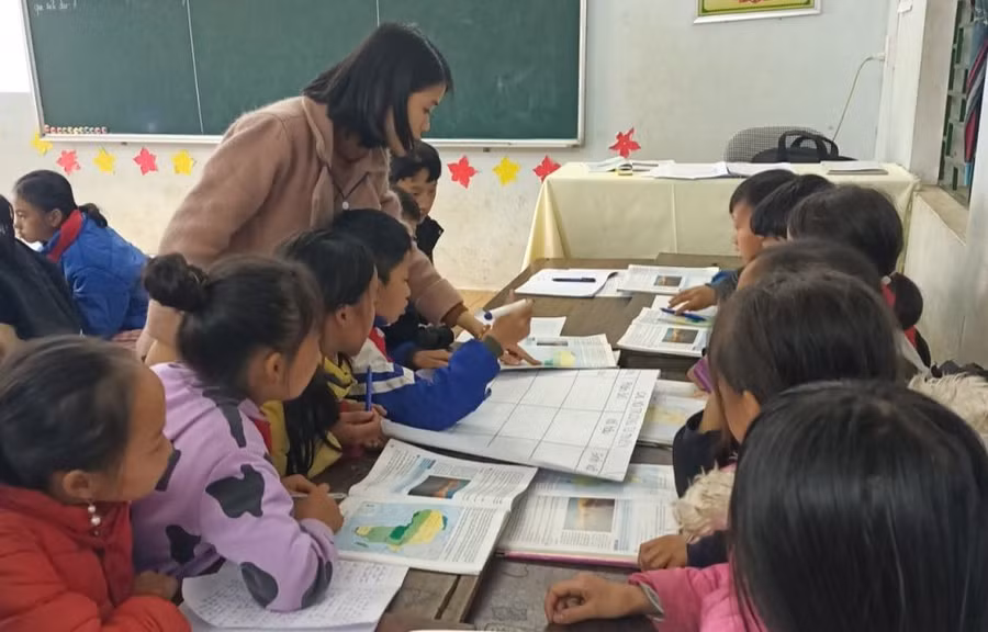 Cô giáo vùng cao Đồng Văn với hành trình gieo chữ thắp sáng ước mơ