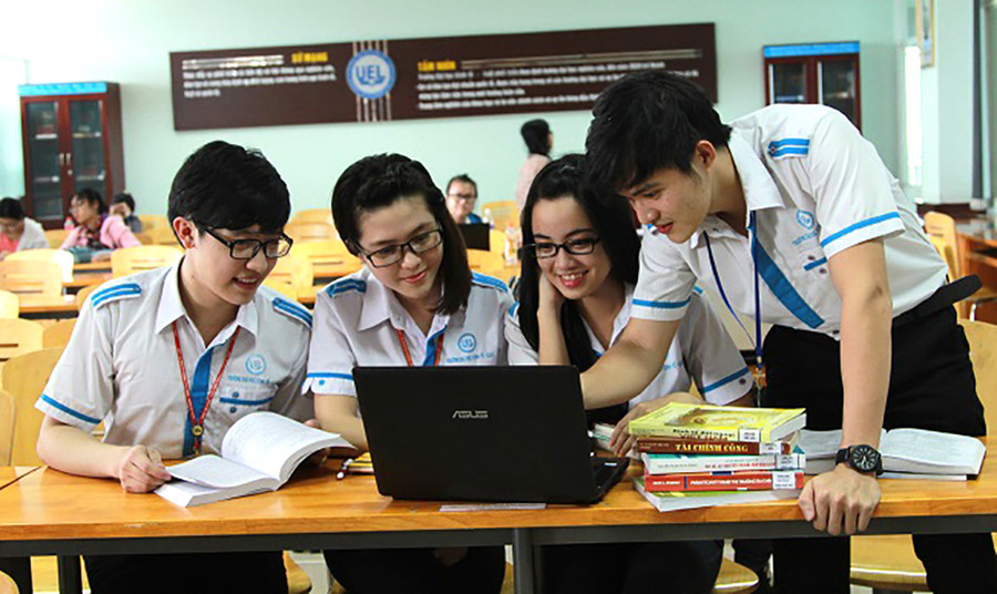 SV Trường ĐH Kinh tế Luật (ĐHQG TPHCM) trao đổi học tập, nghiên cứu