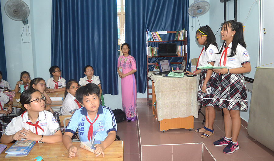 Diễn truyện Em bé thông minh