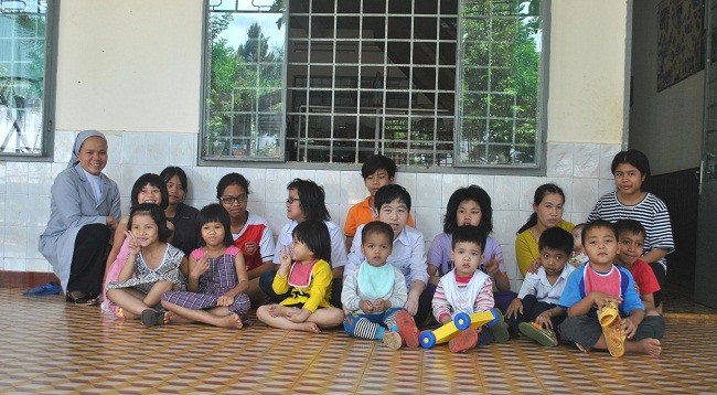 Cô nhi Sao Mai