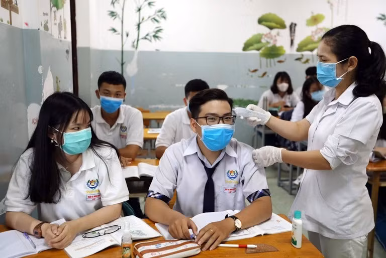 Chuẩn bị cho kỳ thi tốt nghiệp THPT an toàn, chất lượng.