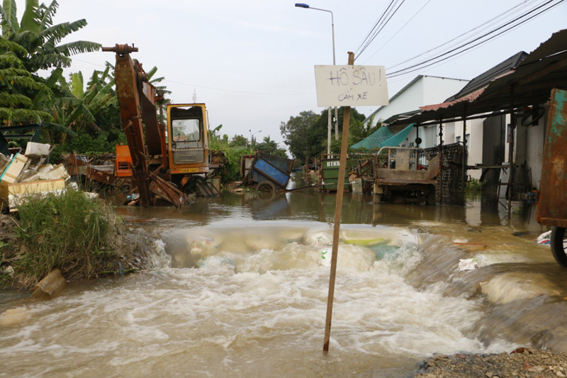 ĐBSCL đang đối mặt với tình trạng ngập nước và sụt lún đất ĐBSCL đang đối mặt với tình trạng ngập nước và sụt lún đất