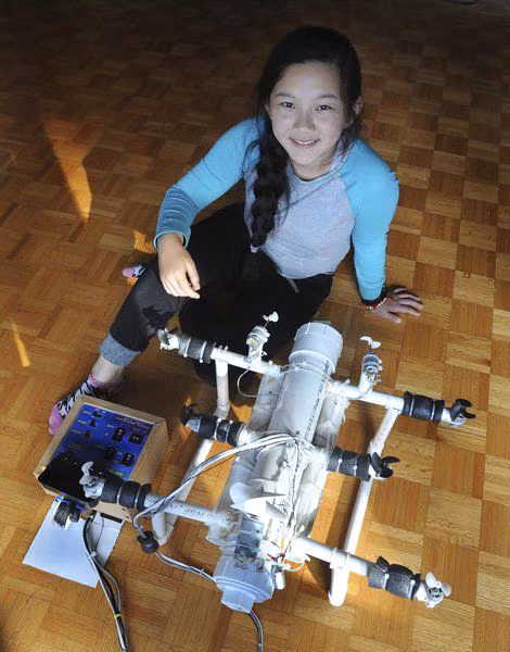 Ở tuổi 12, nữ sinh Anna Du đang là học sinh Trường Trung học cơ sở Montessori Andover