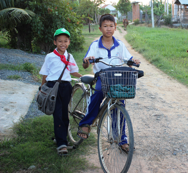 Biểu diễn nhạc nhưng không quên nhiệm vụ học tập