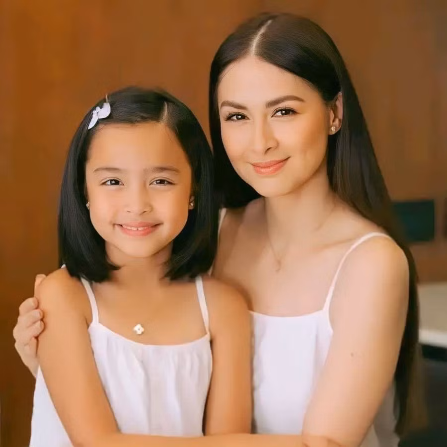 Càng lớn, con gái mỹ nhân đẹp nhất Philippines càng được đánh giá cao về ngoại hình. Càng lớn, con gái mỹ nhân đẹp nhất Philippines càng được đánh giá cao về ngoại hình.