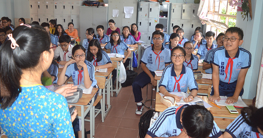 HS lớp 9TC3 trong tiết Sinh học với bài Thường biến