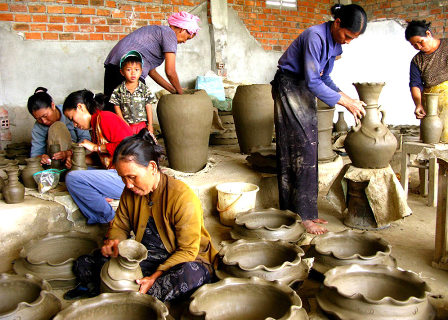 Công đoạn tạo dáng. Công đoạn tạo dáng.