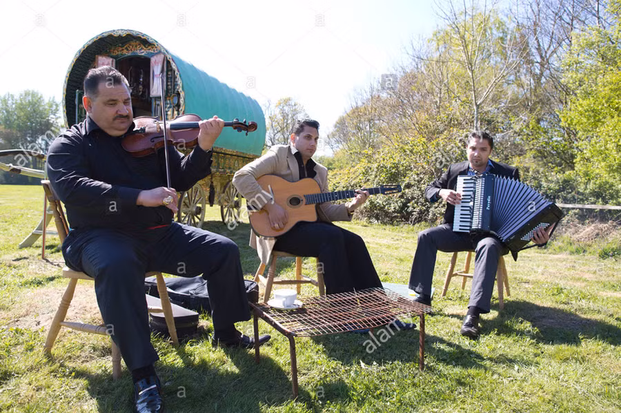 Dừng chân chơi nhạc.