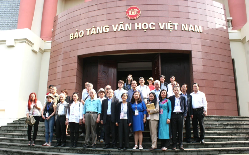 Gần 10.000 hiện vật trưng bày tại Bảo tàng Văn học Việt Nam