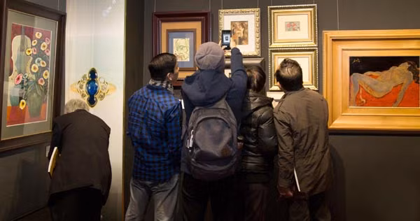 Trưng bày tại phiên đấu giá lần thứ 9, kỷ niệm 1 năm của nhà đấu giá Chọn’s