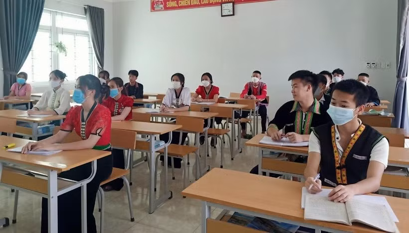 Giữ gìn bản sắc dân tộc ở Lai Châu: Thầy, trò cùng phát huy ảnh 3