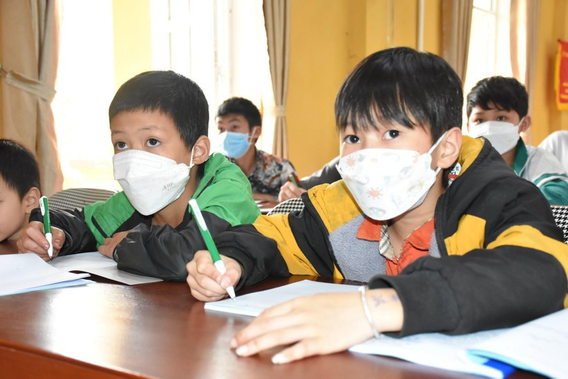 Yên Bái: Học chữ Nôm Dao, giữ gìn bản sắc văn hóa dân tộc ảnh 2