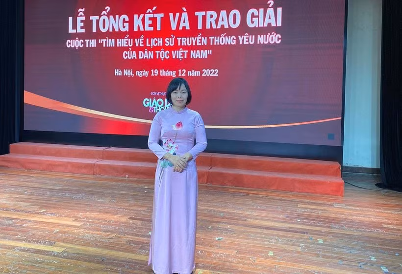 Người truyền lửa ảnh 1