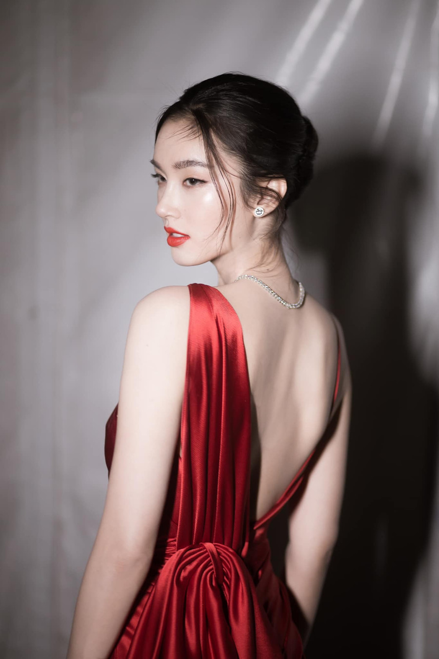 Người đẹp nhiều lần được bình chọn là sao chuyển giới đẹp nhất Thái Lan. Người đẹp nhiều lần được bình chọn là sao chuyển giới đẹp nhất Thái Lan.