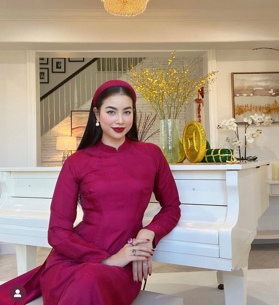 Người đẹp Hải Phòng vẫn giữ được không khí Tết quê nhà tại Mỹ. Người đẹp Hải Phòng vẫn giữ được không khí Tết quê nhà tại Mỹ.