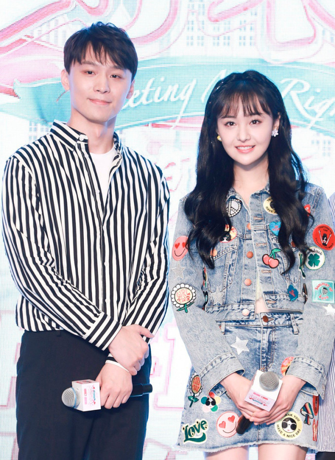 Mâu thuẫn giữa Trịnh Sảng và người cũ bị đẩy lên đến đỉnh điểm, hai người thường xuyên công khai chỉ trích nhau trên mạng xã hội.