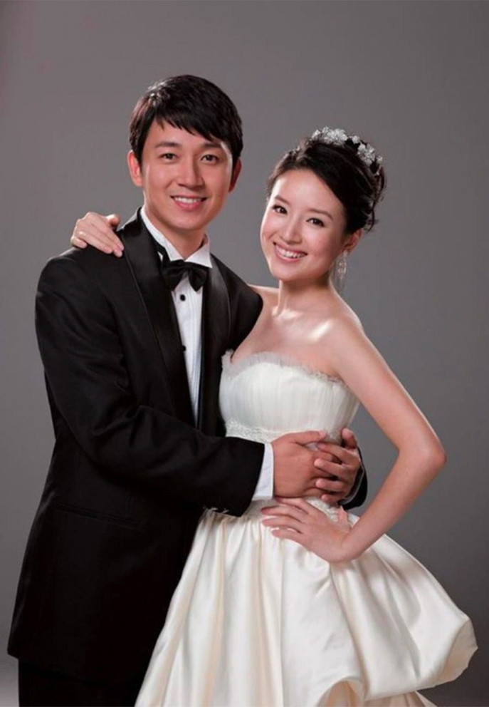 Đổng Khiết và Phan Việt Minh kết hôn năm 2008. Đổng Khiết và Phan Việt Minh kết hôn năm 2008.