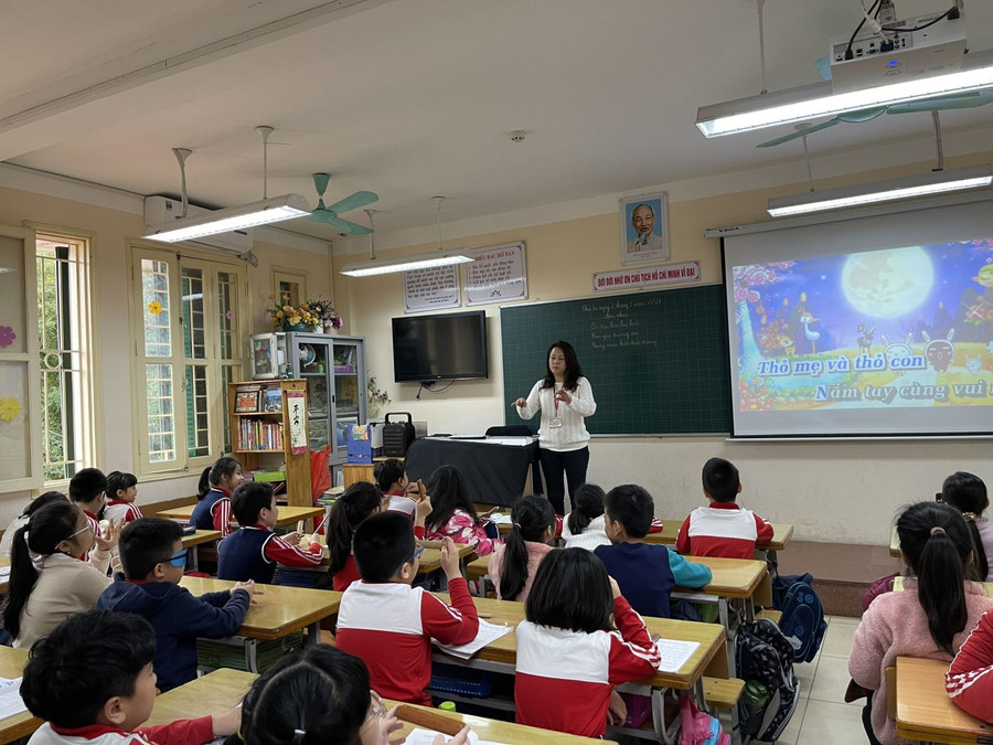 Trường học ổn định nền nếp dạy, học. 