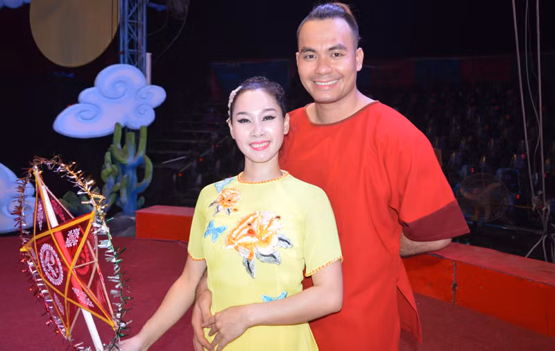 Duyên xiếc - duyên tình