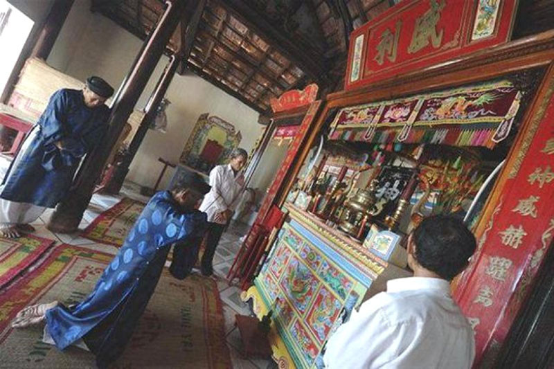 Lễ chánh tế ở miếu thờ Ông