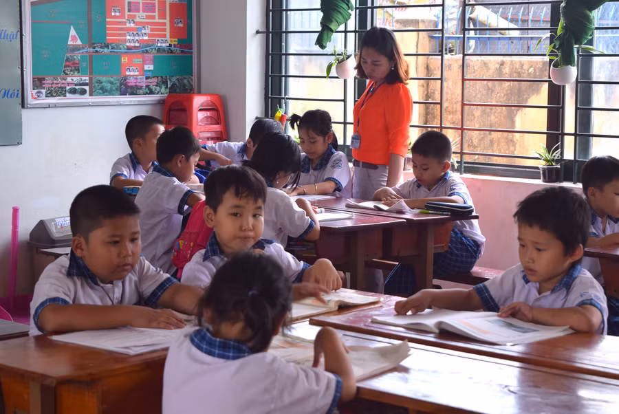 Học sinh tiểu học học theo mô hình VNEN ở Đồng Nai