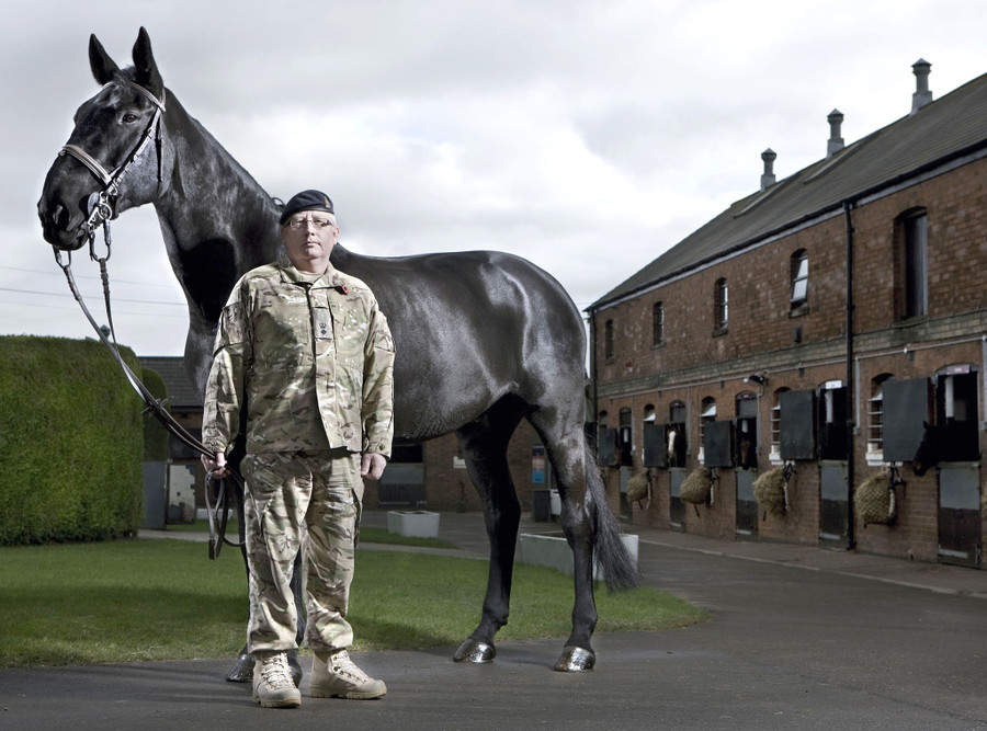 Cơ sở huấn luyện Mã binh thuộc Trung đoàn huấn luyện động vật quốc phòng Anh ở Melton Mowbray (Leicestershire, Anh)