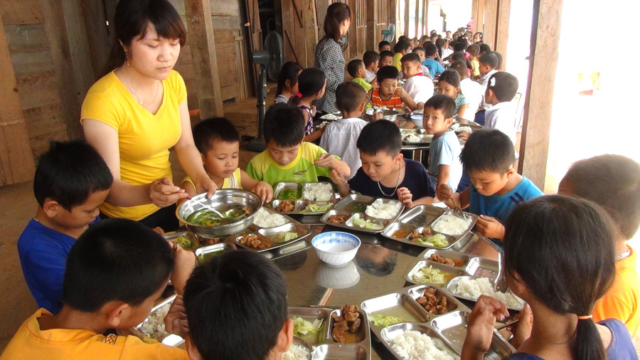 Bữa ăn nội trú